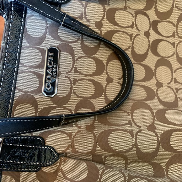 New Coach Signature Khaki Jacquard Tote Bag - Picture 8 of 9